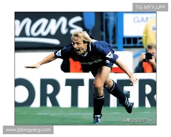 克林斯曼:从足球场上的传奇到教练生涯的辉煌历程 克林斯曼:从足球场上的传奇到教练生涯的辉煌历程